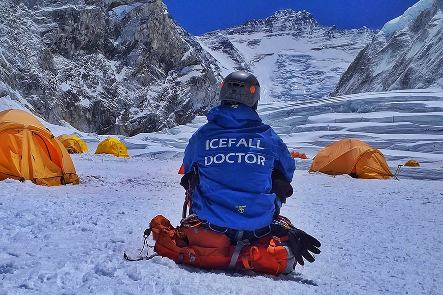 Việc nguy hiểm nhất con người có thể làm trên núi Everest là gì?- Ảnh 3.