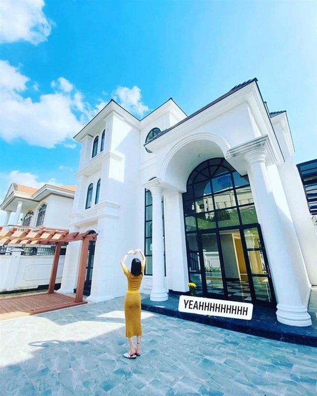 Ca sĩ Việt hát một show thu nửa tỷ: Chỉ nhờ giọng hát mà giàu kếch xù, 2 căn biệt thự gây choáng ở TP.HCM lẫn Hà Nội- Ảnh 5.