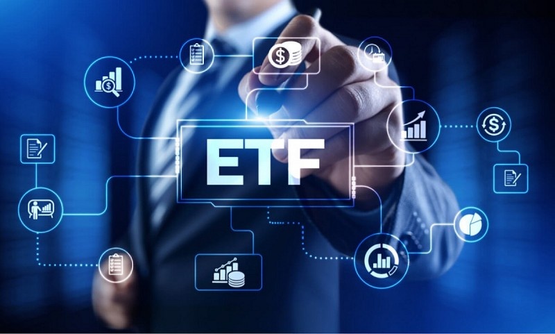 Dòng tiền ETF dịch chuyển trước bước ngoặt nâng hạng- Ảnh 1.