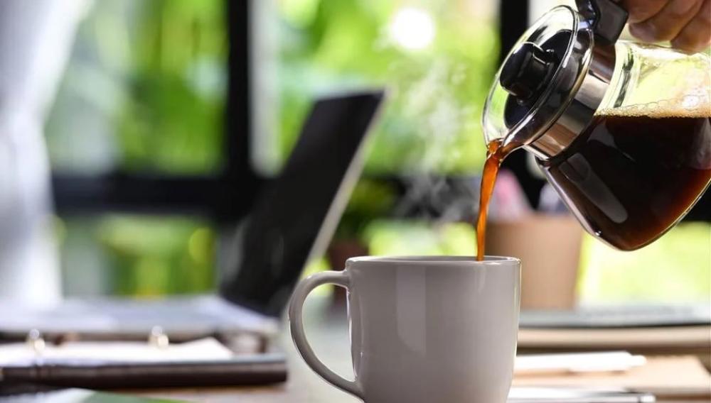 5 lời khuyên cho những ai hay uống cà phê buổi sáng - Ảnh 1.