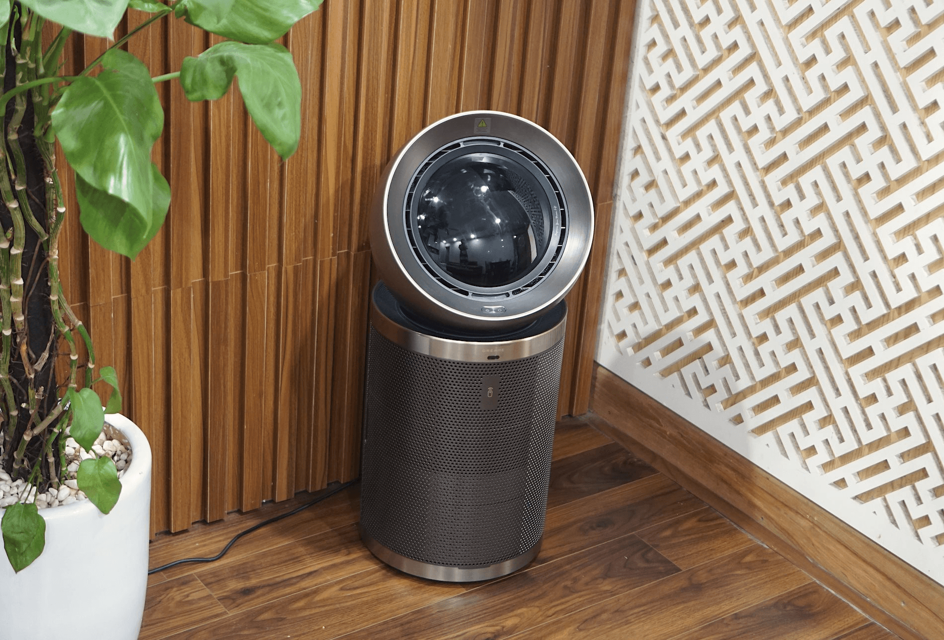Mẫu máy lọc không khí biết ‘đuổi theo’ người dùng - Ảnh 12.