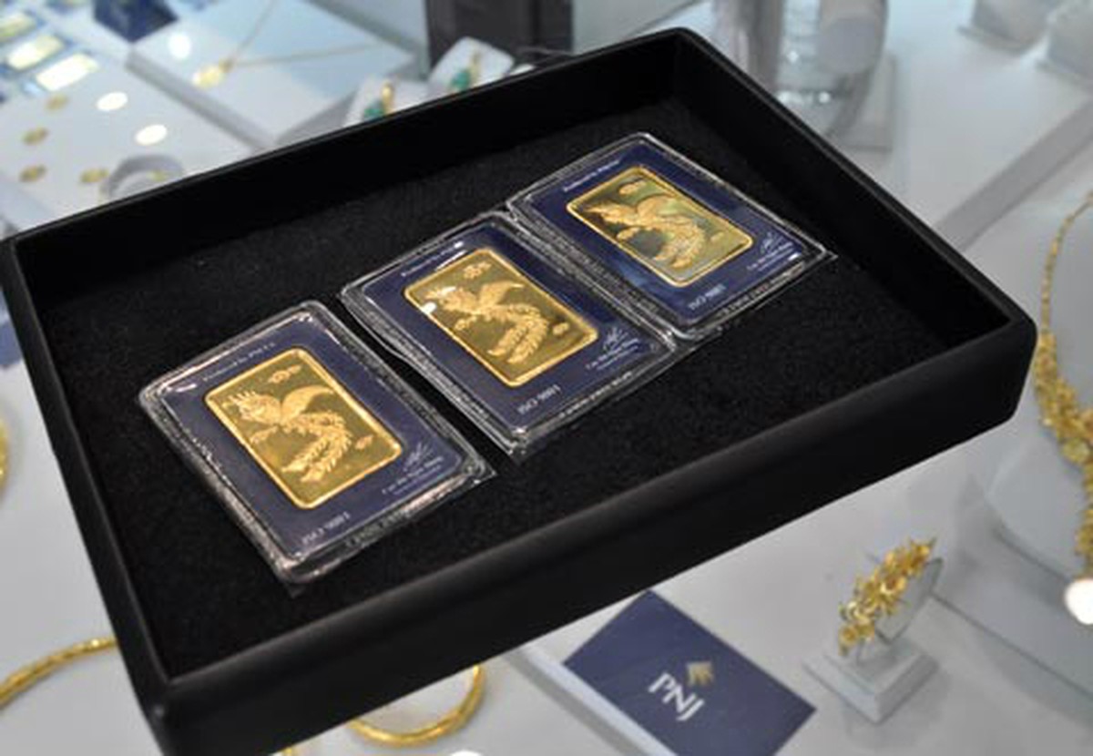 Giá vàng quay đầu giảm nhẹ