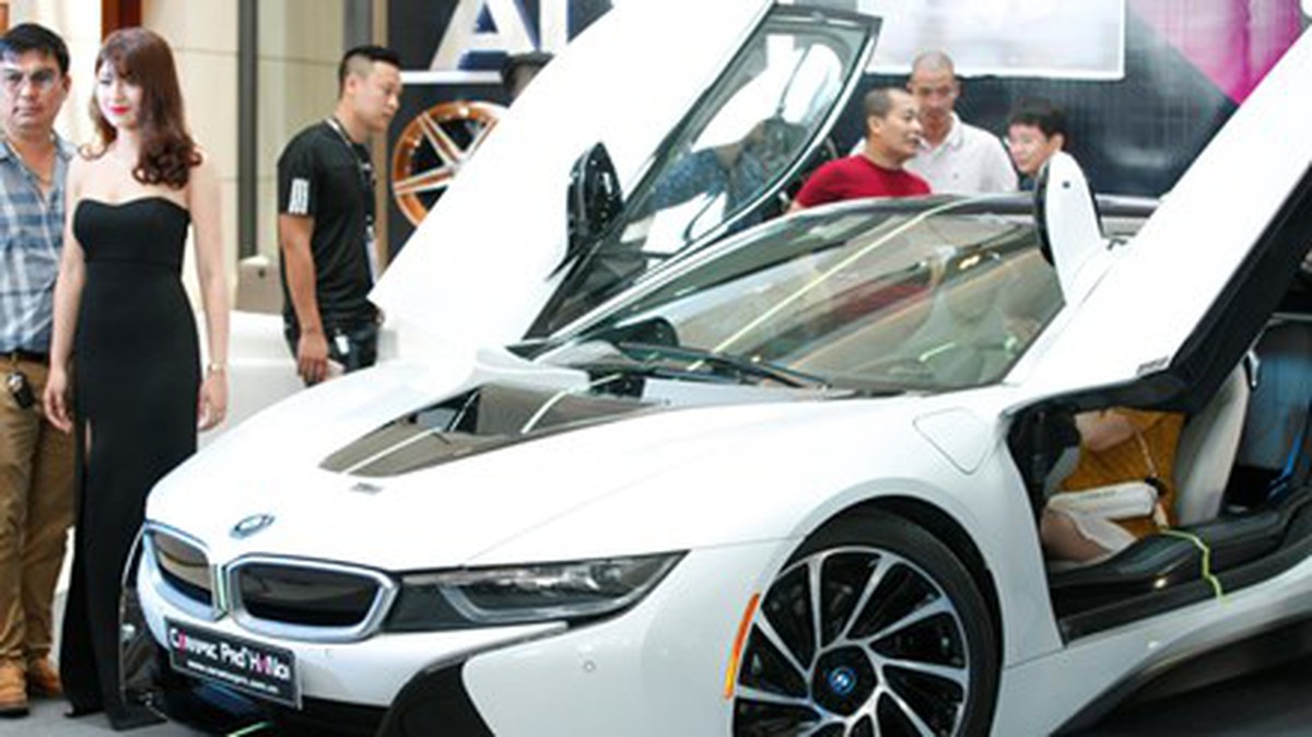 Vụ Euro Auto: Nhiều chứng từ không phải của BMW
