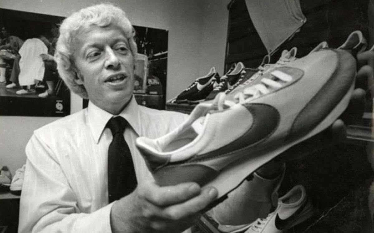 Câu chuyện khởi nghiệp thú vị đằng sau thương hiệu Nike: Khi tên tuổi ...