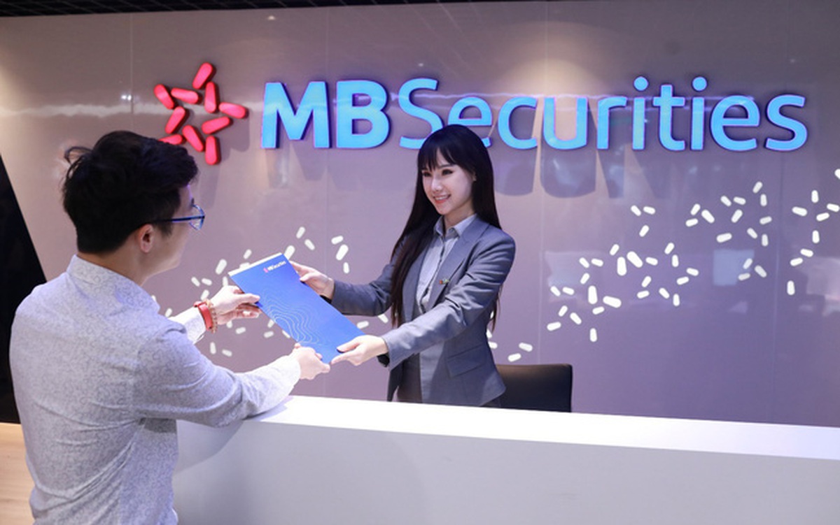Chứng khoán MB (MBS): Lãi quý 3 cao tăng gấp 3 lần cùng kỳ, vượt 15% ...