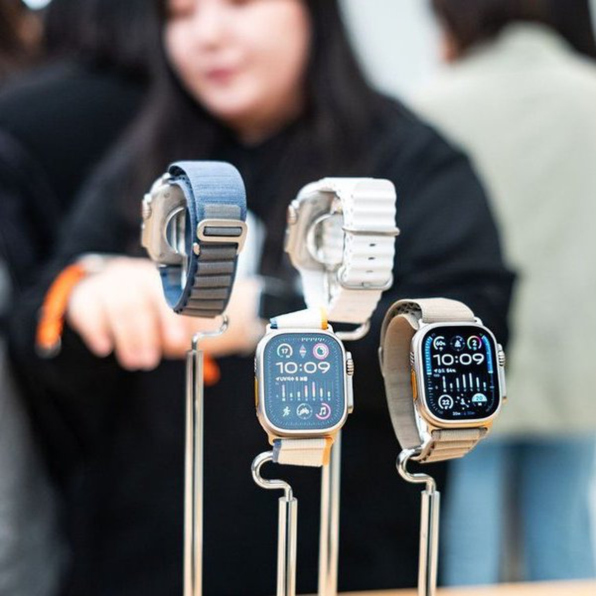 Mới cấm được vài hôm, Apple Watch lại tiếp tục được phép bán ra tại Mỹ ...