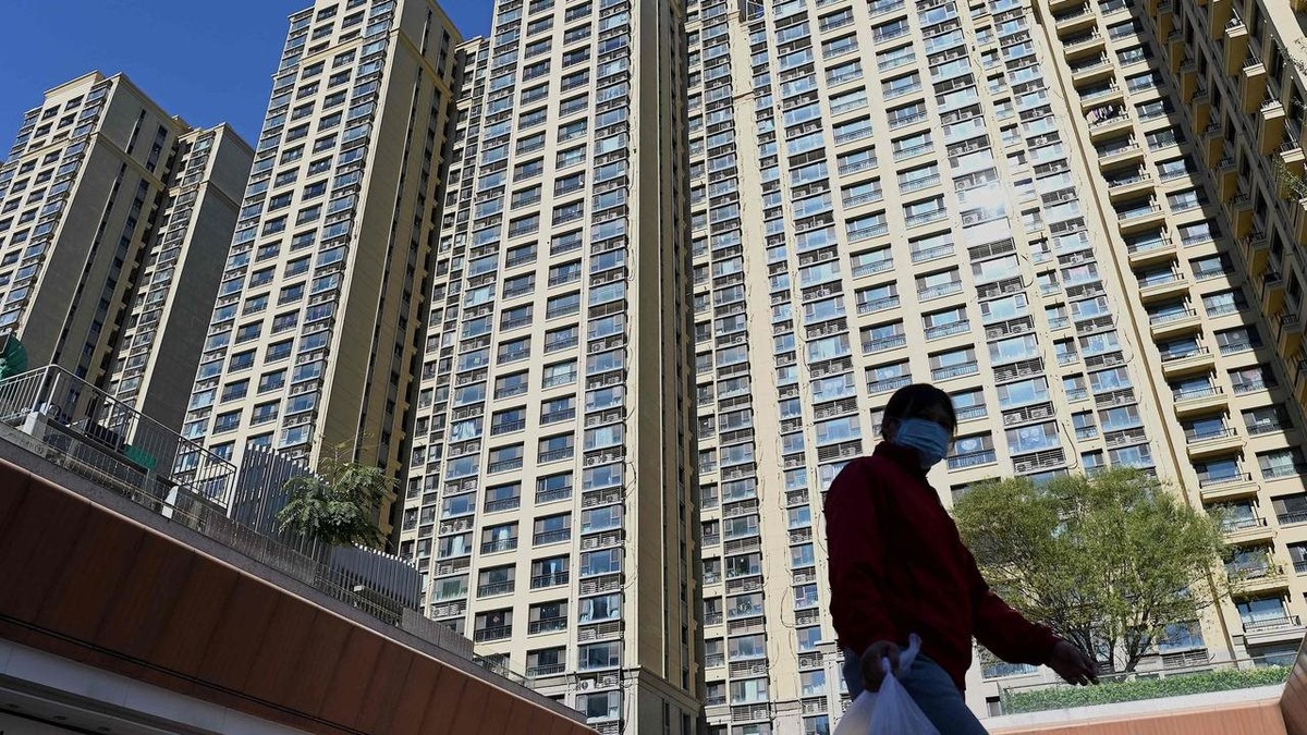 Giá nhà bằng 600 tháng tiền thuê: Giới trẻ Trung Quốc rủ nhau ở trọ vì  "tiết kiệm hết đời" mới đủ tiền mua