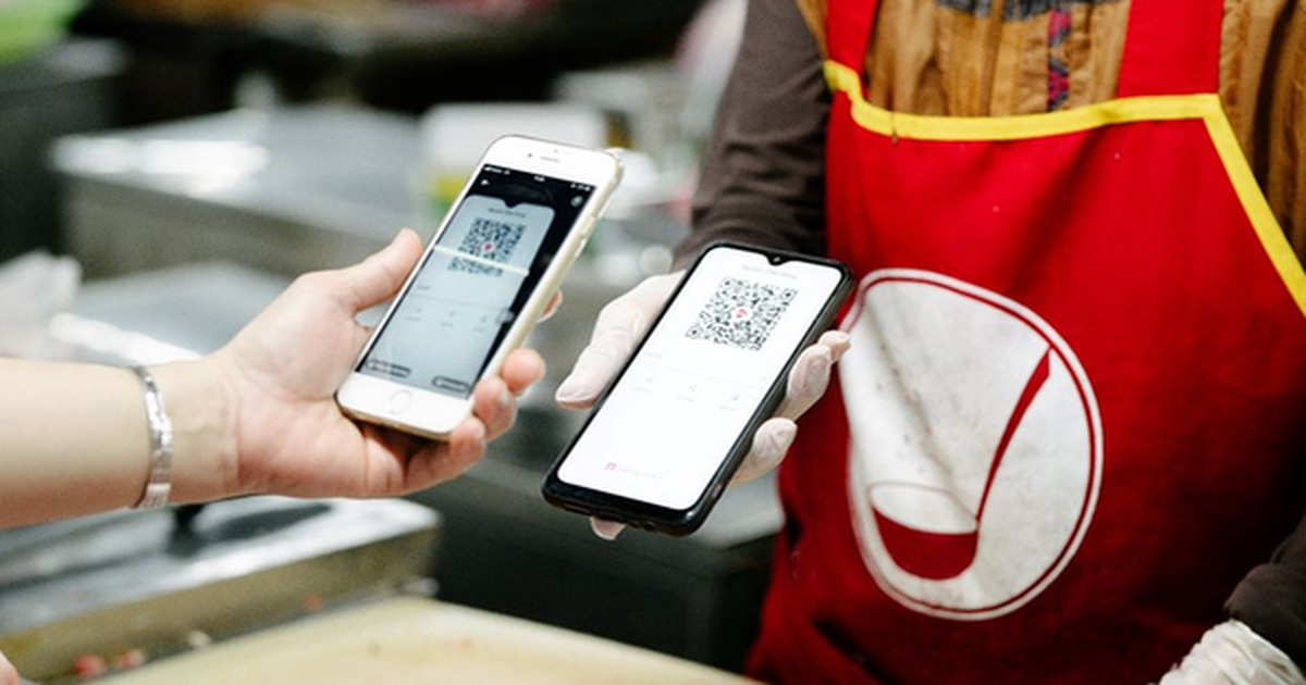 ‘Nút thắt’ phía sau mã QR của gánh hàng rong