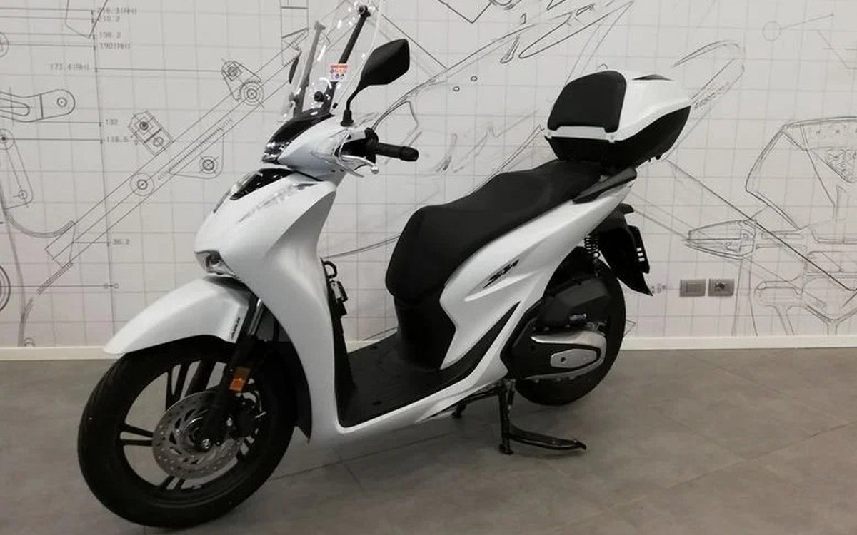 Honda SH 2024 ra mắt màu mới: đã đẹp lại còn sang, giá gần 100 triệu ...