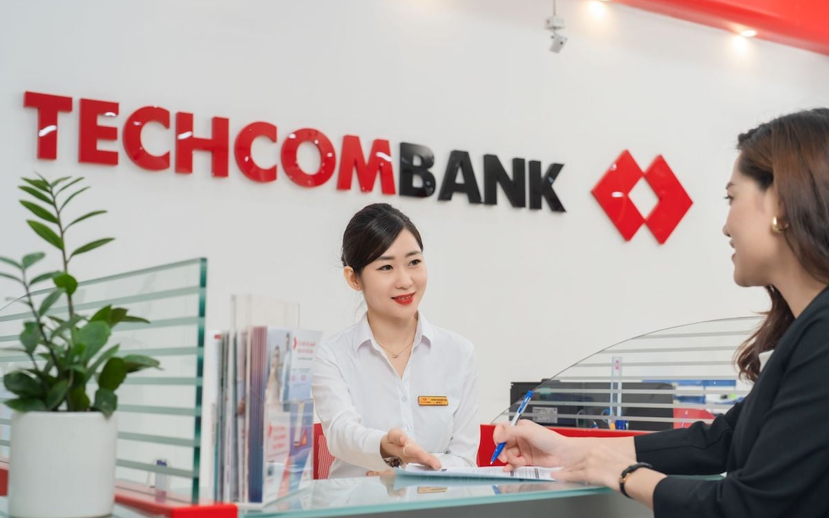 Cột mốc mới: Techcombank được cấp phép tham gia thị trường bảo hiểm ...
