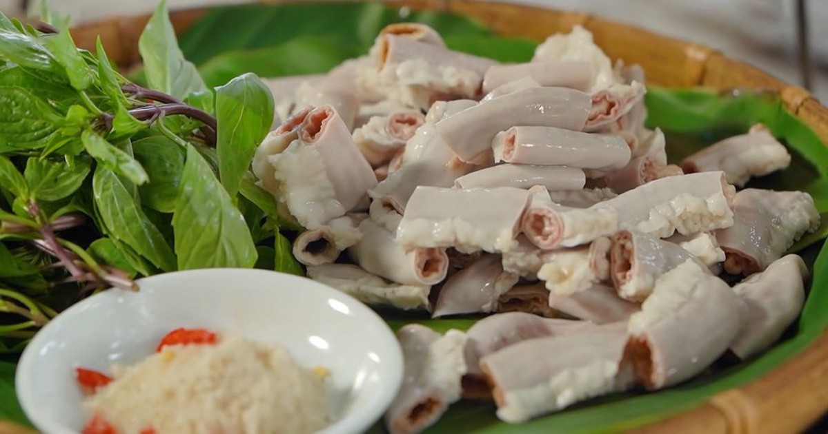 2 thói quen ăn thịt, lòng lợn cần bỏ ngay