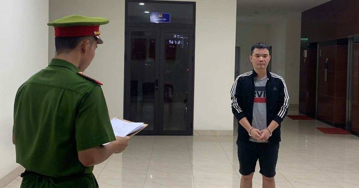 Công an điều tra giao dịch đổi tiền 30.000 USD: Bắt tạm giam người đàn ông SN 1983