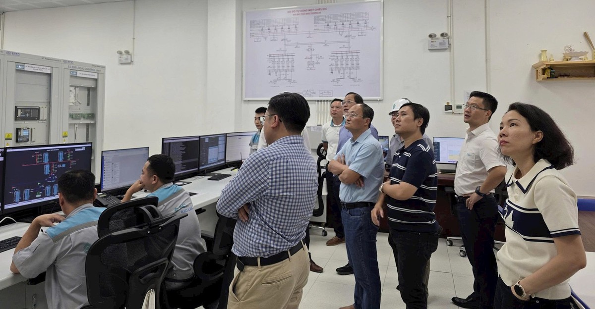 Hai "ông lớn" hạ tầng cùng đi tới hai dự án thu...