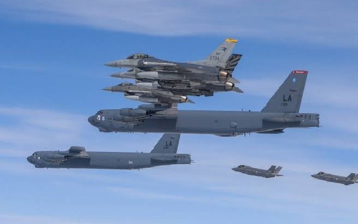 NATO tập trận thách thức kho vũ khí hạt nhân Nga