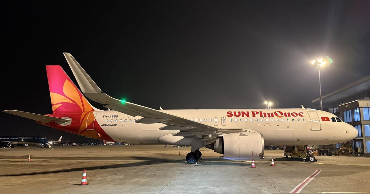 Đúng tối qua - 10/10, sân bay Nội Bài ghi nhận một máy bay thực hiện nhiệm vụ thiêng liêng, cao cả hạ cánh