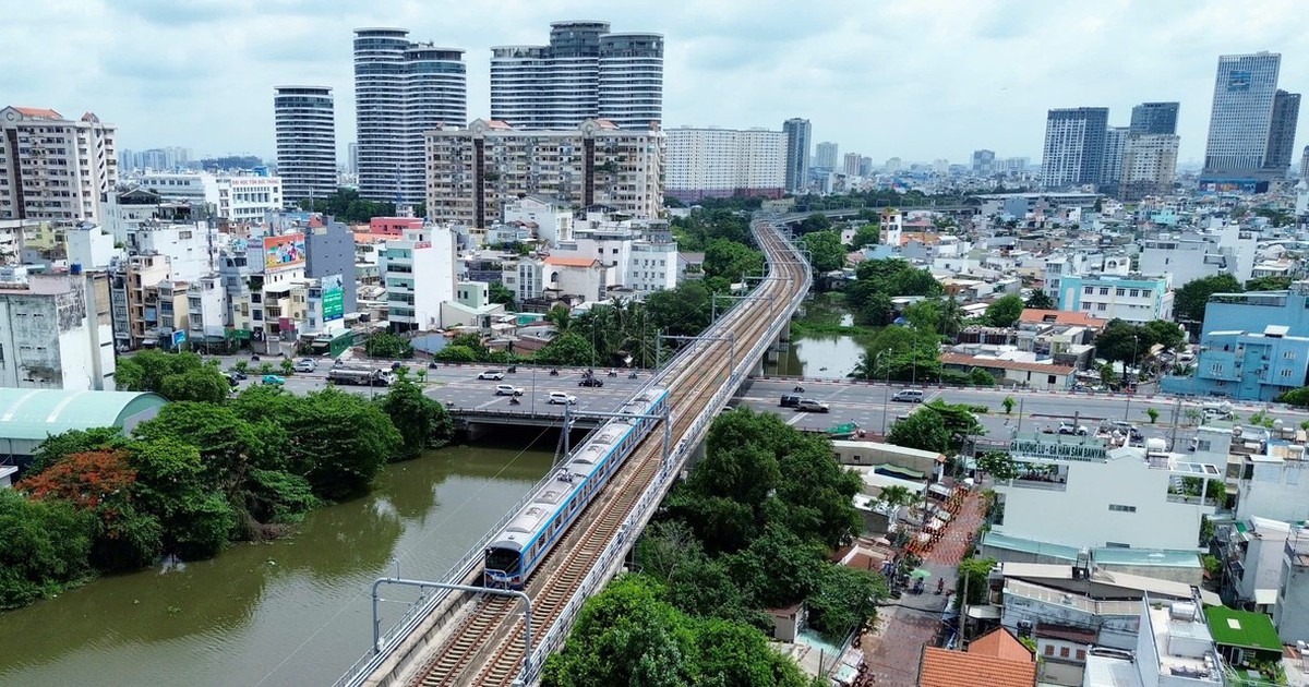 Metro Bến Thành - Suối Tiên đón 40 triệu lượt khách, tính chuyện tăng tàu
