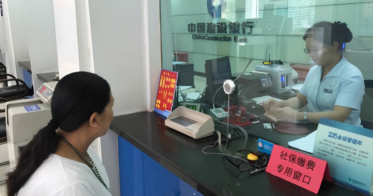 Phong tỏa tài khoản ngân hàng của người phụ nữ SN 1986 sau giao dịch nhận 634,8 triệu đồng
