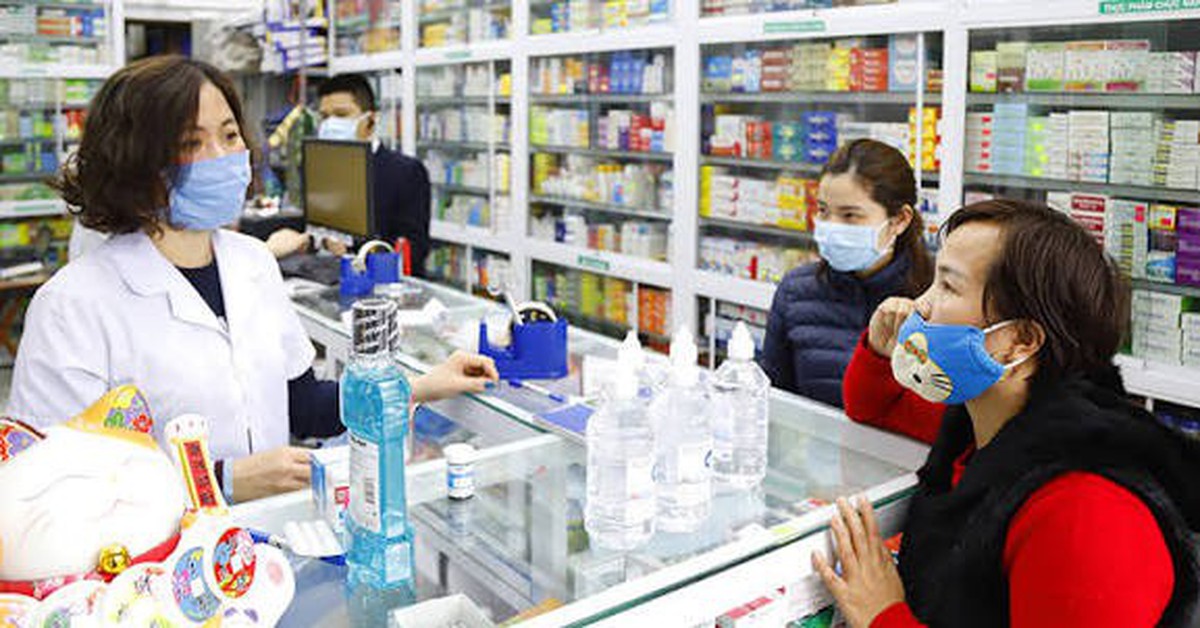 Tất cả người dân hay tự mua thuốc ở các hiệu thuốc chú ý thông báo liên quan đến BHYT