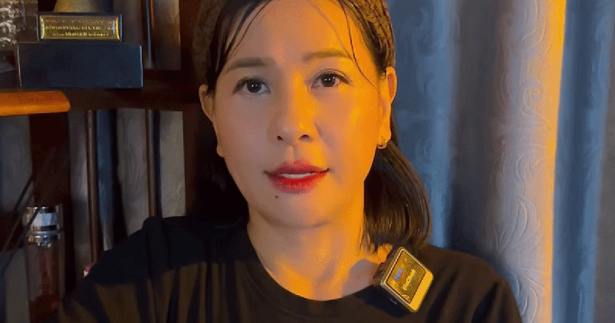 Cát Phượng lên tiếng khi bị chất vấn "đã có thành tựu chưa" mà mở lớp dạy diễn xuất?