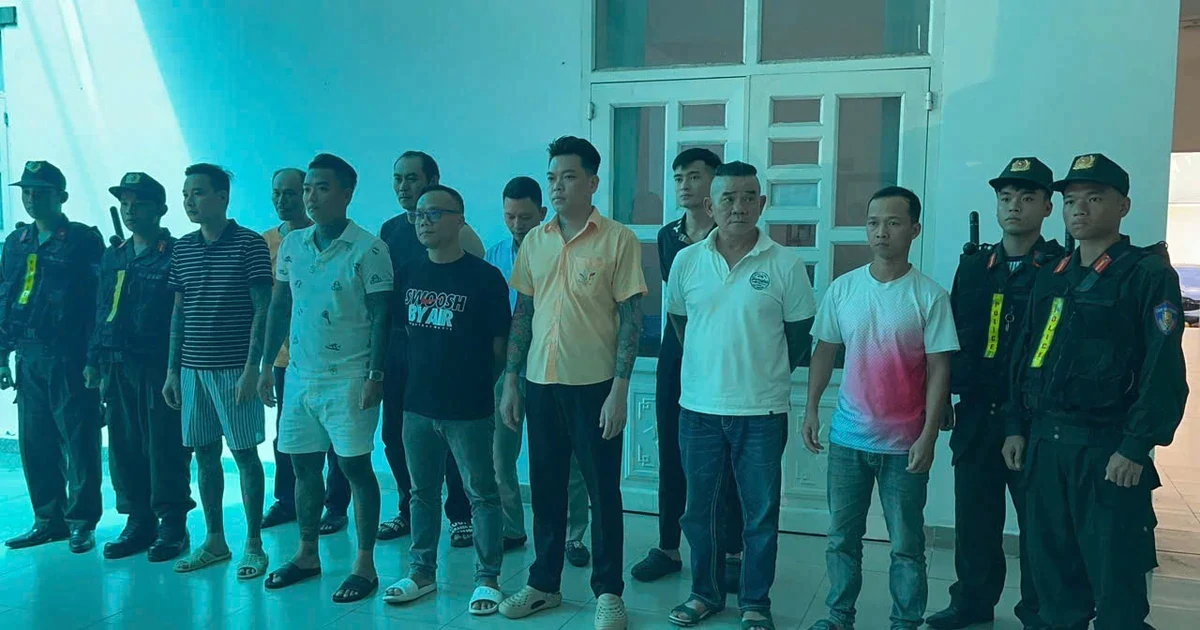 Công an Đồng Nai bắt khẩn cấp 11 đối tượng nhóm biệt danh "Cọp Đen"