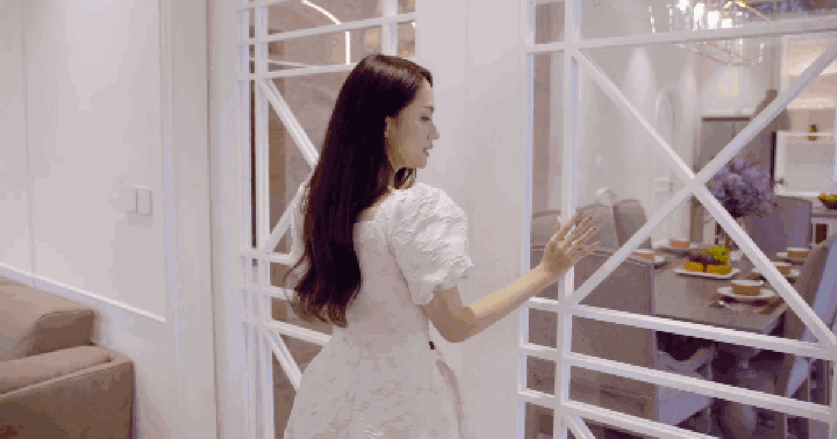 Hoa hậu Việt vừa hoạt động showbiz vừa thành lập công ty giải trí: Đầu tư BĐS từ Bắc vào Nam, ở biệt thự 500m² siêu đẳng cấp