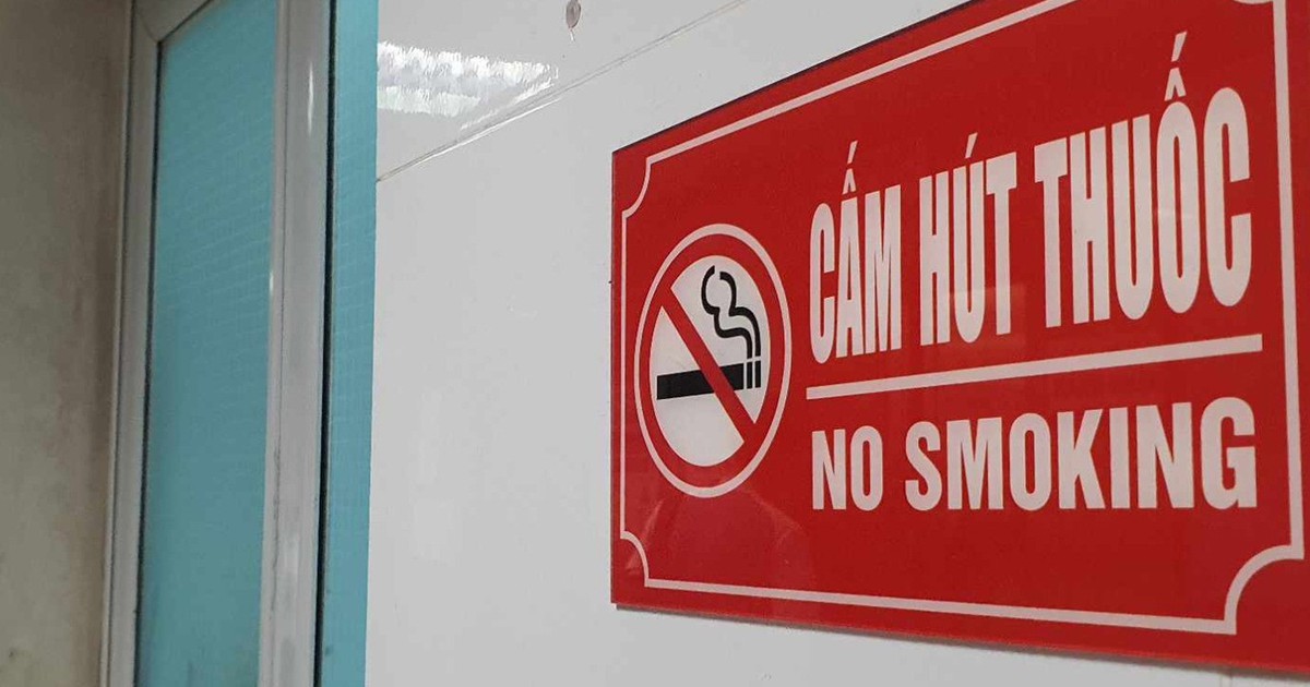 Đề xuất tiến tới cấm hút thuốc hoàn toàn trong khách sạn, quán bar, karaoke