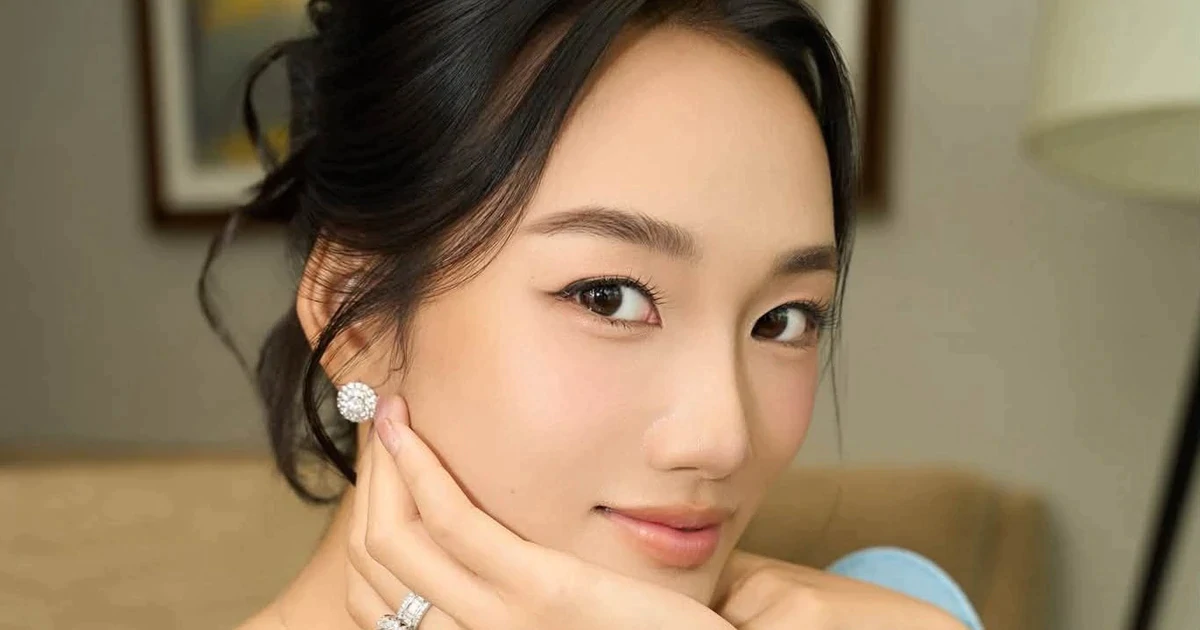 Vừa đăng quang 10 ngày, Hoa hậu Quỳnh Anh đã phải xin lỗi