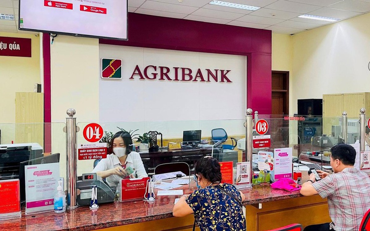 Lãi suất ngày 14/10 tại Agribank, Vietcombank, BIDV, VietinBank, VPBank, MB, Techcombank, Sacombank, HDBank,...