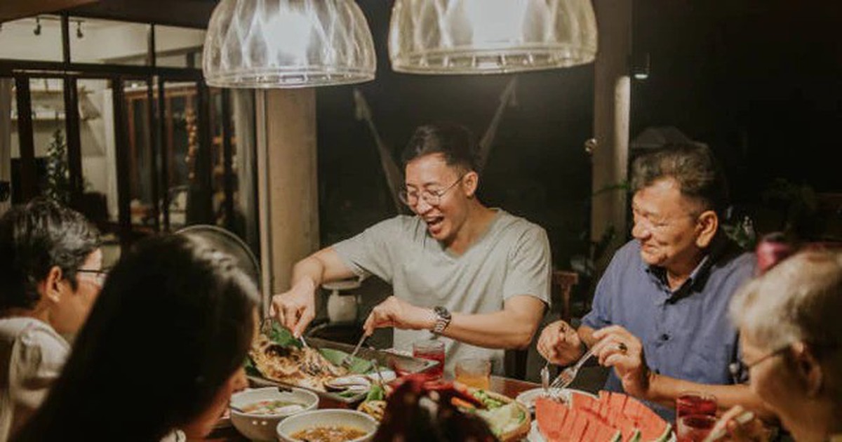 Được hỏi “Lương tháng bao nhiêu”, người EQ cao trả lời thế nào?