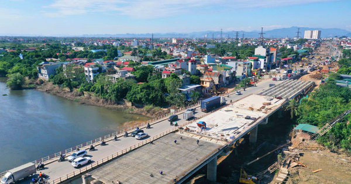 Gấp rút thi công cầu Mai Lĩnh, phấn đấu thông xe trong tháng 12-2026