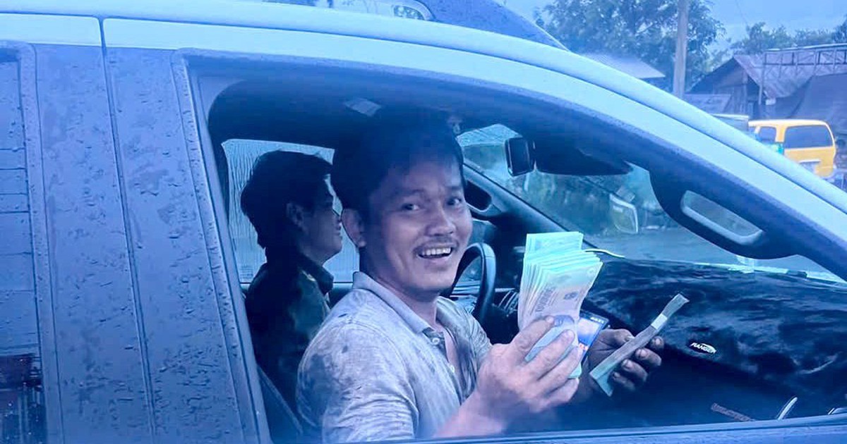 2 người dân liên tiếp nhặt được sấp tiền 100 triệu đồng trên cùng tuyến đường, công an trích xuất camera sau trình báo của chị Nguyễn Thị Thủy SN 1996