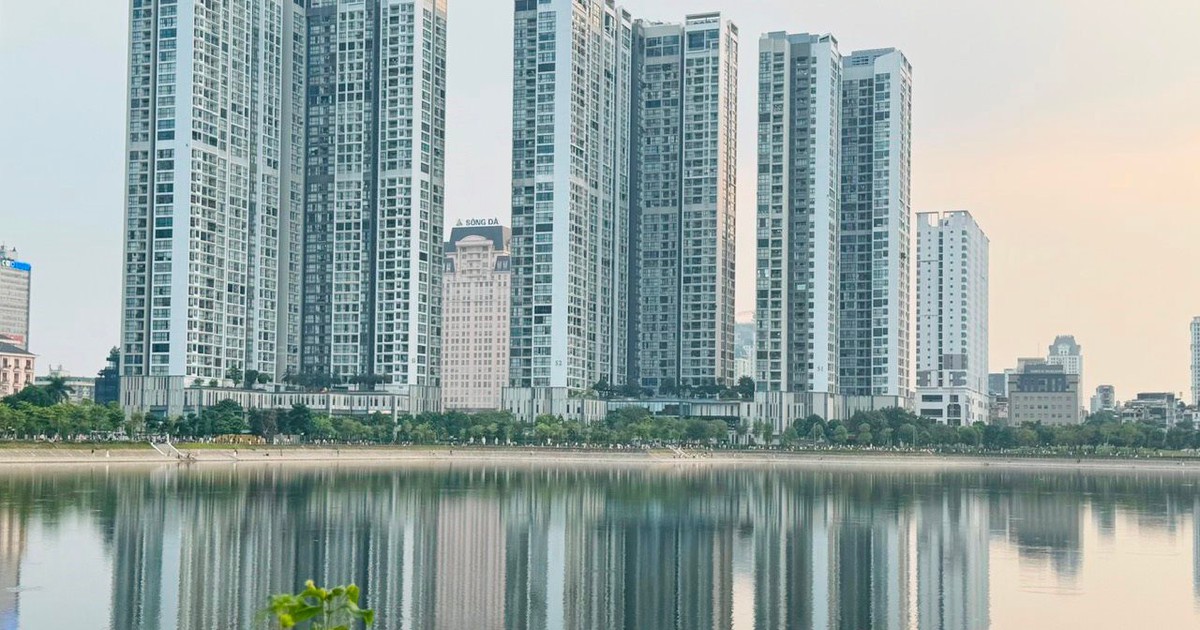 Nghịch lý căn hộ Hà Nội: Thu nhập người dân tăng 9%/năm nhưng giá căn hộ sơ cấp tăng tới 25%/năm