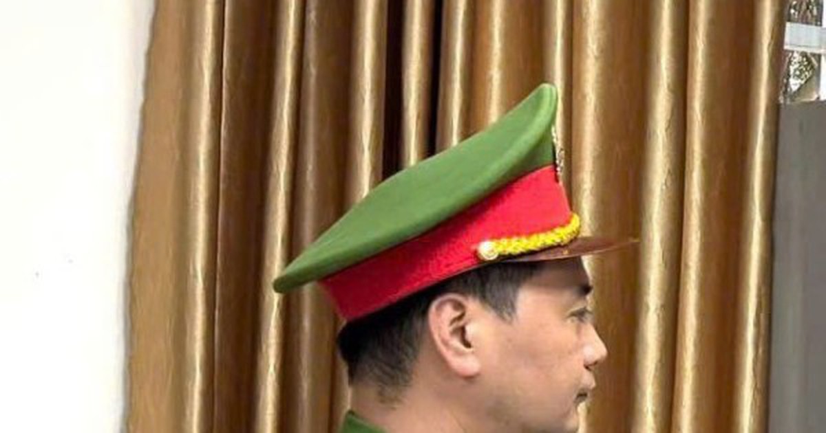 Công an bất ngờ kiểm tra cửa hàng lúc 10h30, khởi tố Nguyễn Văn Duy SN 2000