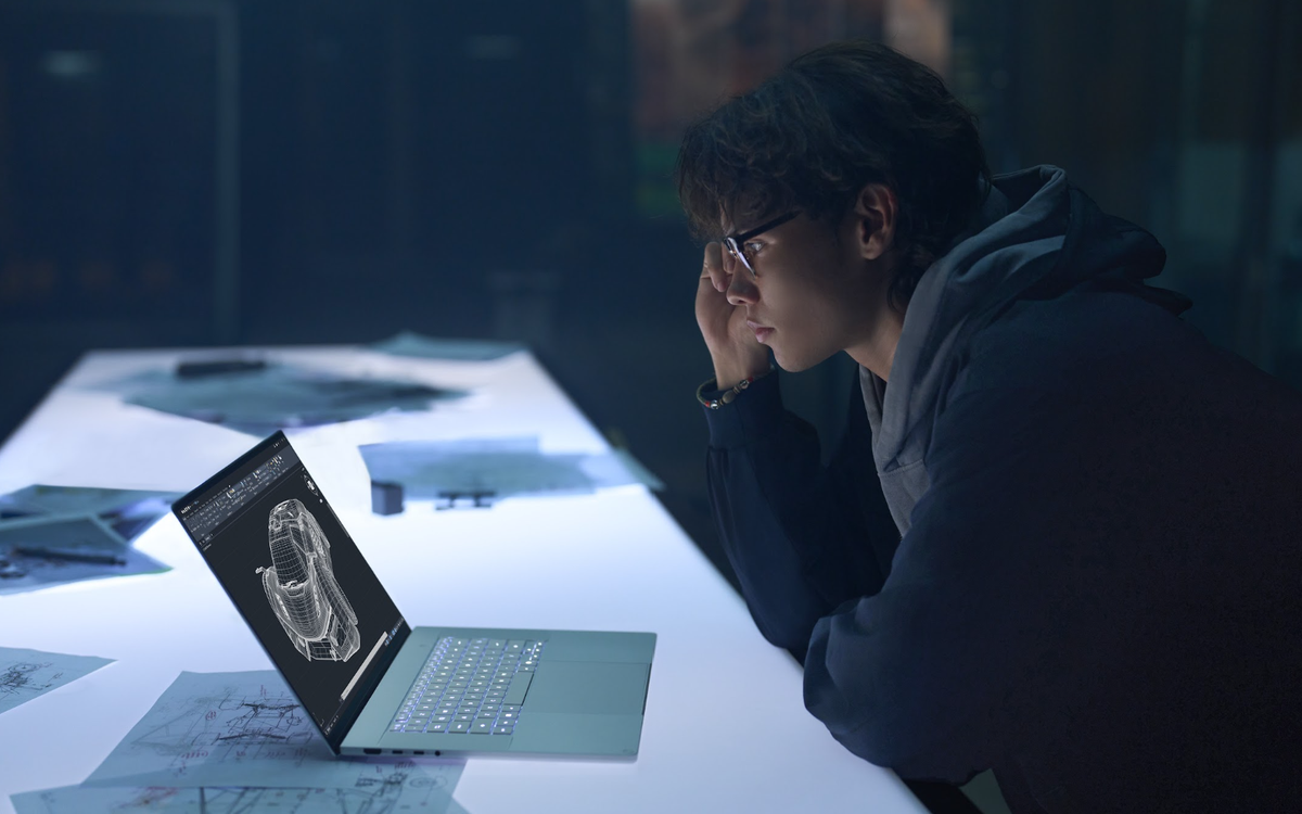Laptop đồ họa 194.99 triệu khai mở gì cho Agentic AI?