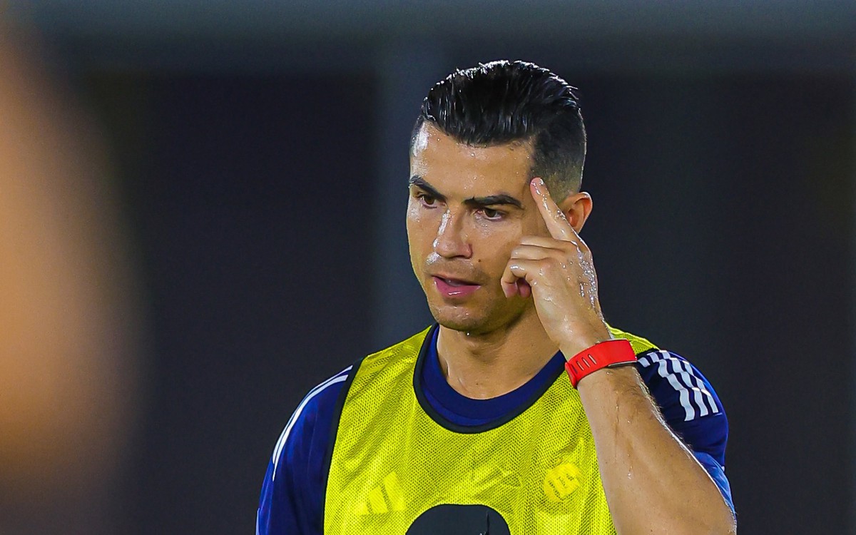 Tuyên bố gây xôn xao về Ronaldo