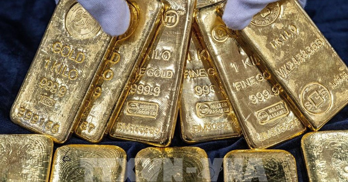 Giá vàng tuần tới: Triển vọng phân hóa, ngưỡng 4.200 USD/oz vẫn là thách thức