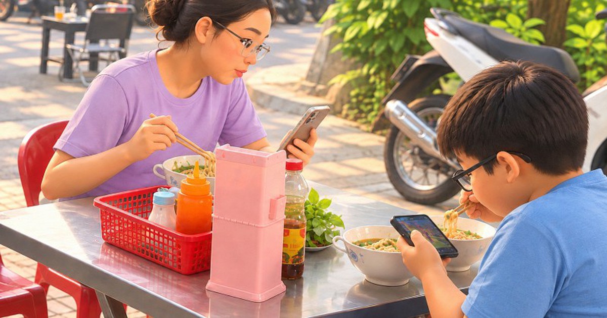 Bức ảnh hai mẹ con ở TPHCM ăn sáng tưởng bình thường, nhìn kĩ lại, nhiều phụ huynh vô cùng lo lắng