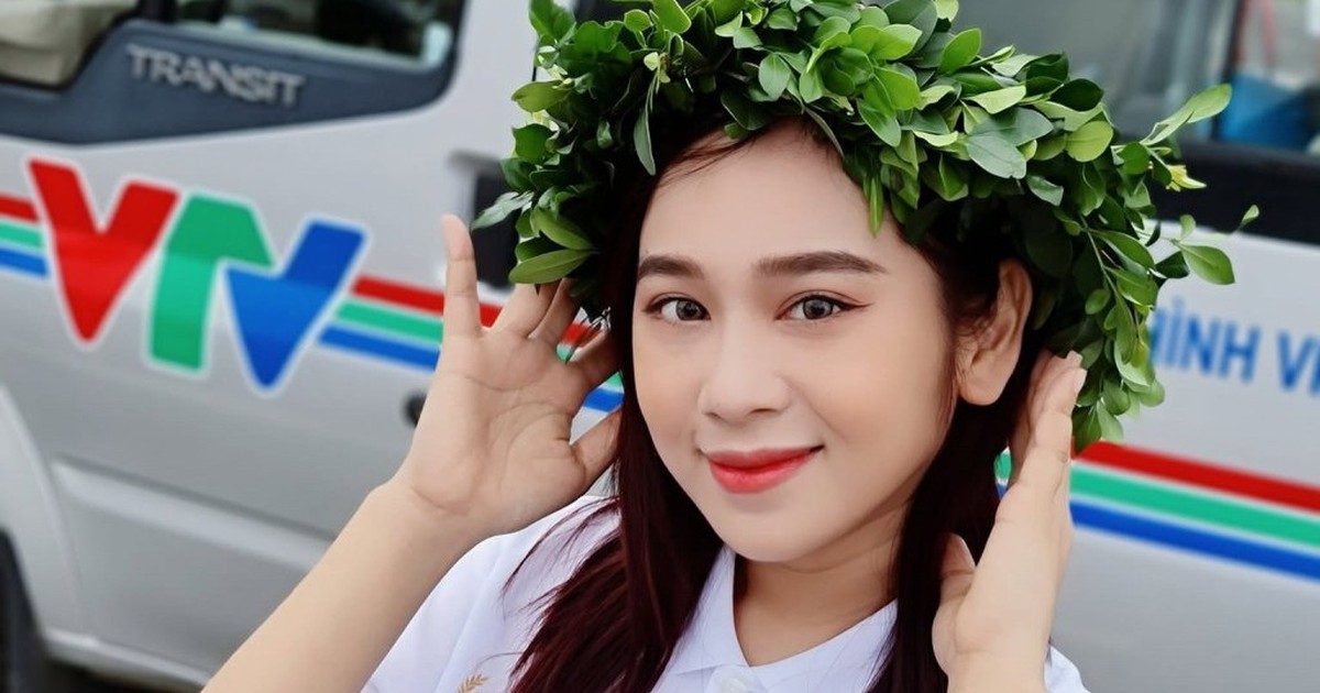 Nữ MC SN 1996 từng dẫn Đường Lên Đỉnh Olympia mơ làm cô giáo cấp 3, tốt nghiệp Sư phạm Ngữ văn rồi bén duyên truyền hình