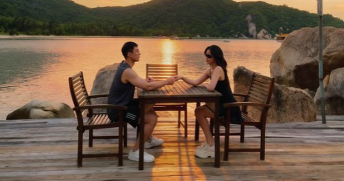 Thiếu gia Minh Đạt du lịch với cô trợ lý xinh đẹp