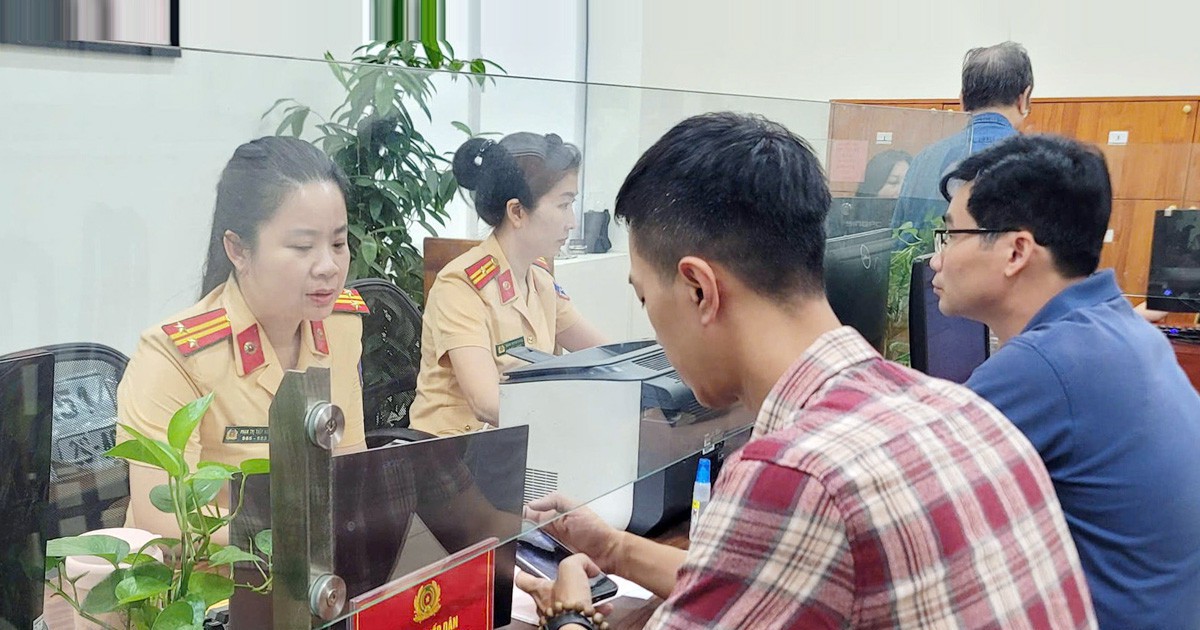 Tất cả người dân chú ý thông báo của công an về biển số xe