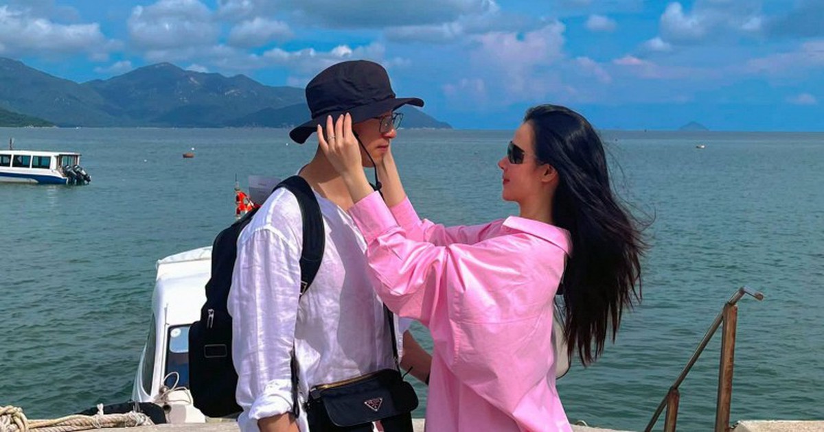 Soi học vấn cô trợ lý xinh đẹp của thiếu gia Minh Đạt