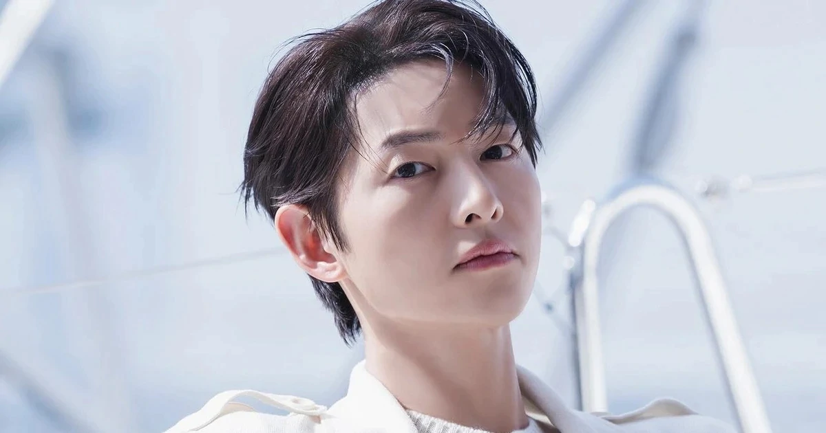 Song Joong Ki bỏ đi khi nhắc tên Song Hye Kyo