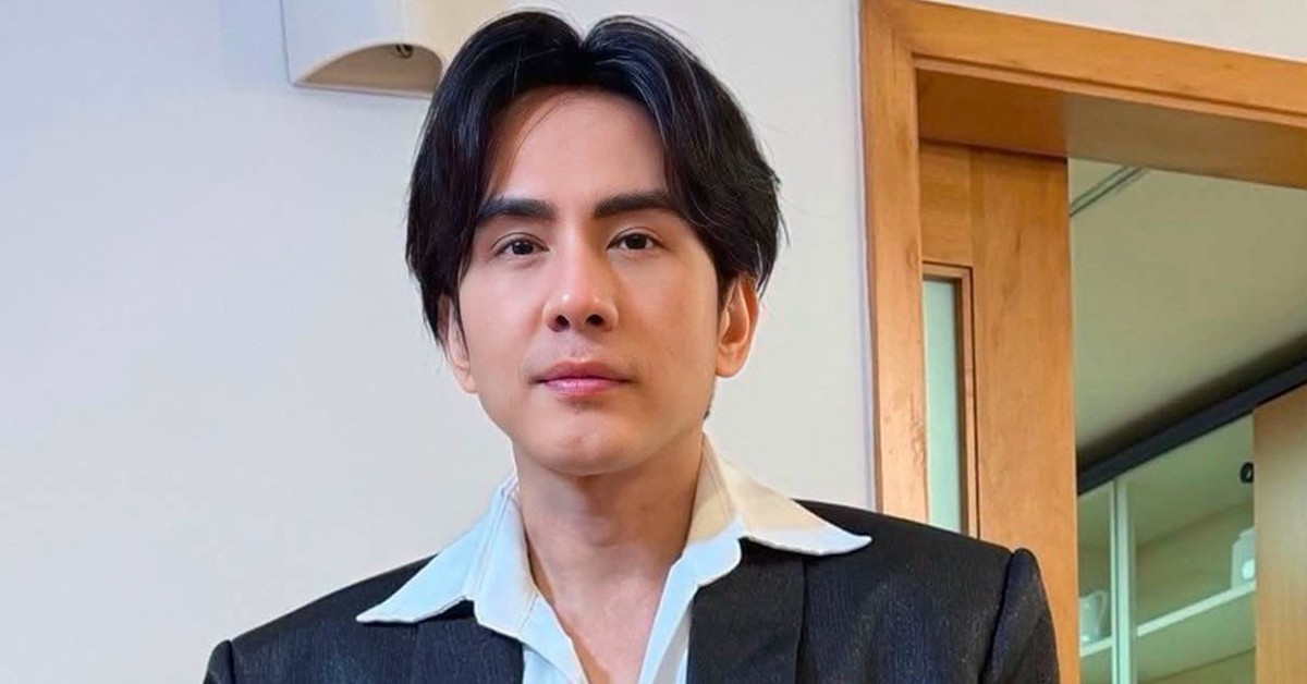 Nam ca sĩ U55 đi bán cà phê nói thẳng: "Đừng bắt ai phải theo ý mình"