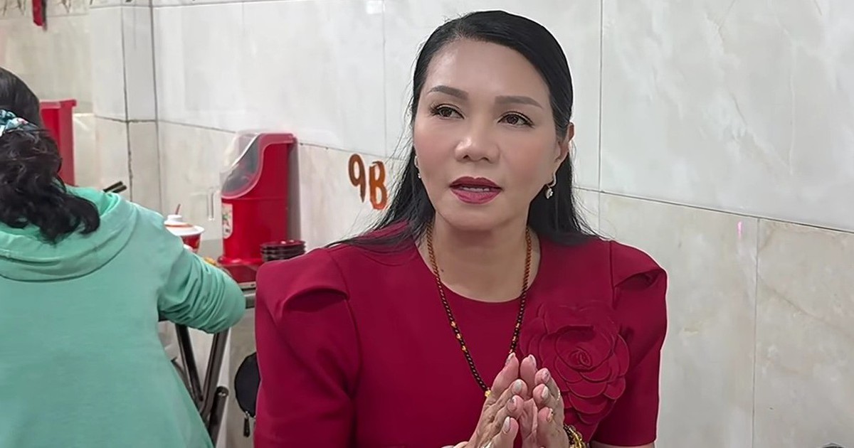 Nữ NSƯT từ Mỹ về xin lỗi các đồng nghiệp