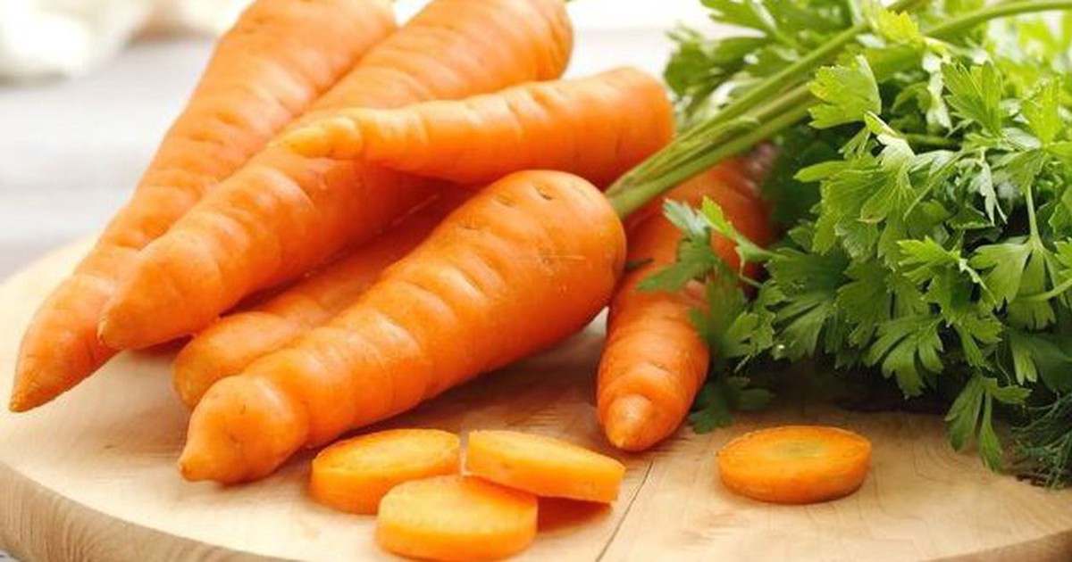 Ăn cà rốt mỗi ngày suốt 4 tháng, người phụ nữ 50 tuổi bất ngờ khi đi khám