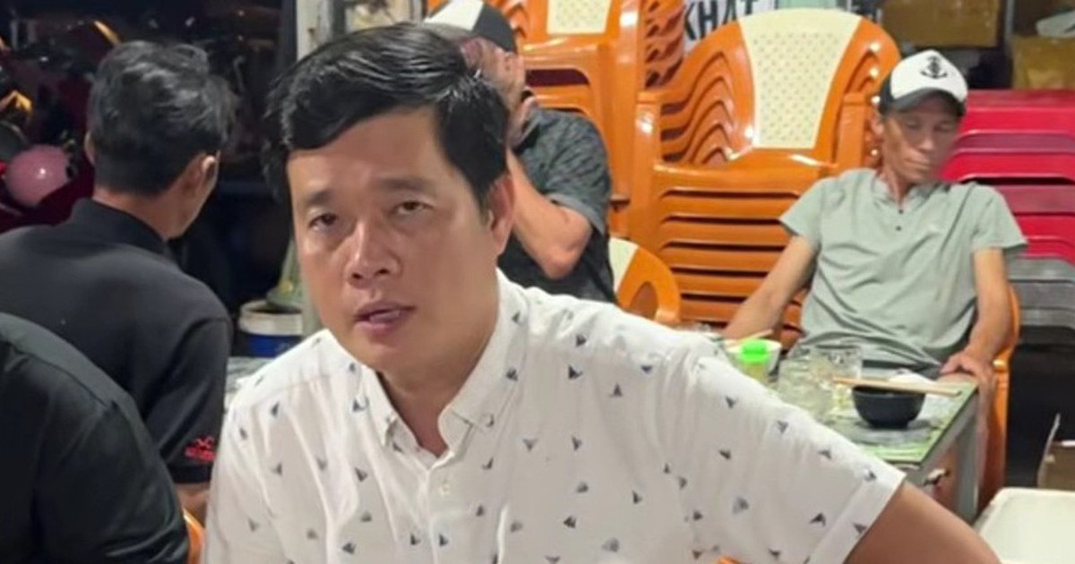 Đạo diễn quyền lực đi theo xin lỗi Đàm Vĩnh Hưng