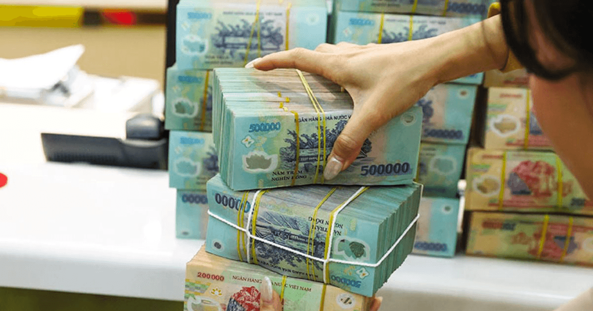 Sáng 20/10, lãi suất tiết kiệm đồng loạt giảm tại Vietcombank, VietinBank và hàng chục ngân hàng tư nhân