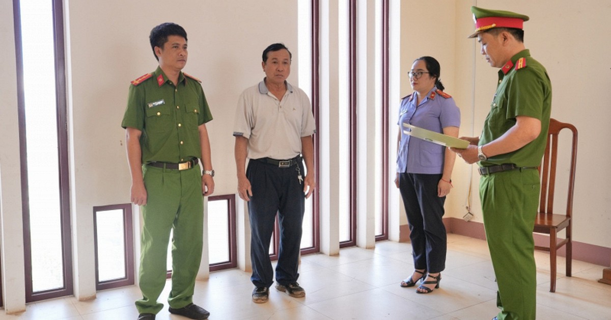 Kiểm tra hộ kinh doanh cà phê, khởi tố Nguyễn Thanh Quang 72 tuổi