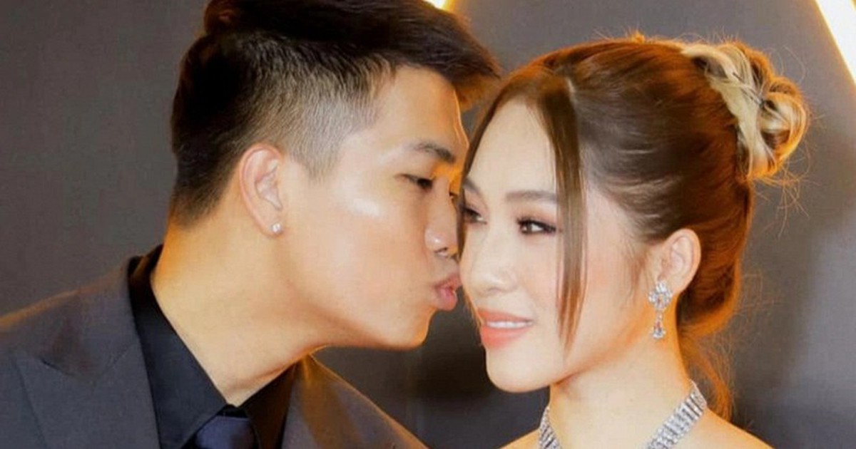 Câu trả lời cho 3 năm chia tay của Emily và BigDaddy
