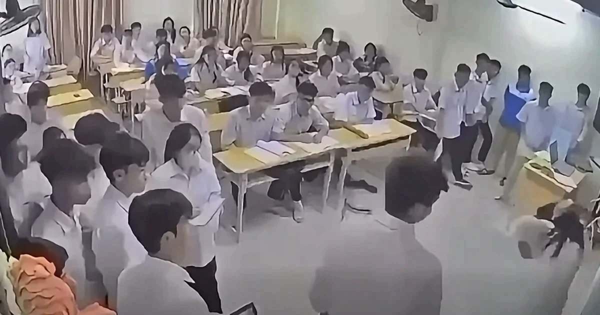 Hà Nội: Khởi tố, tạm giam nam sinh đánh cô giáo gãy mũi